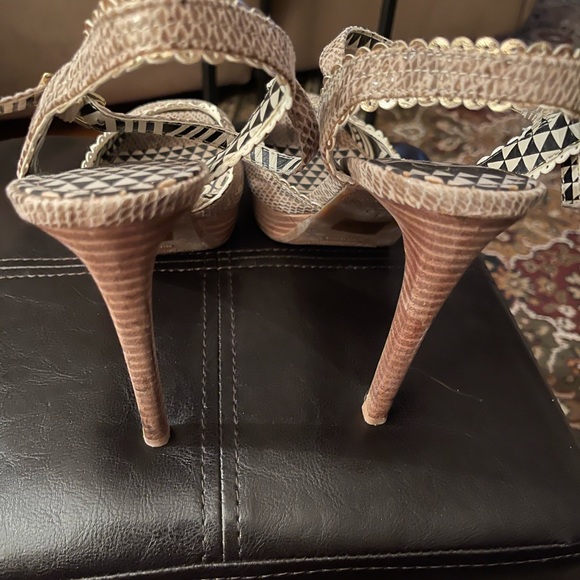 Jessica Simpson - Picture 4 of 5